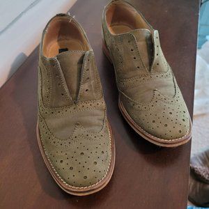 slip-on leather oxford